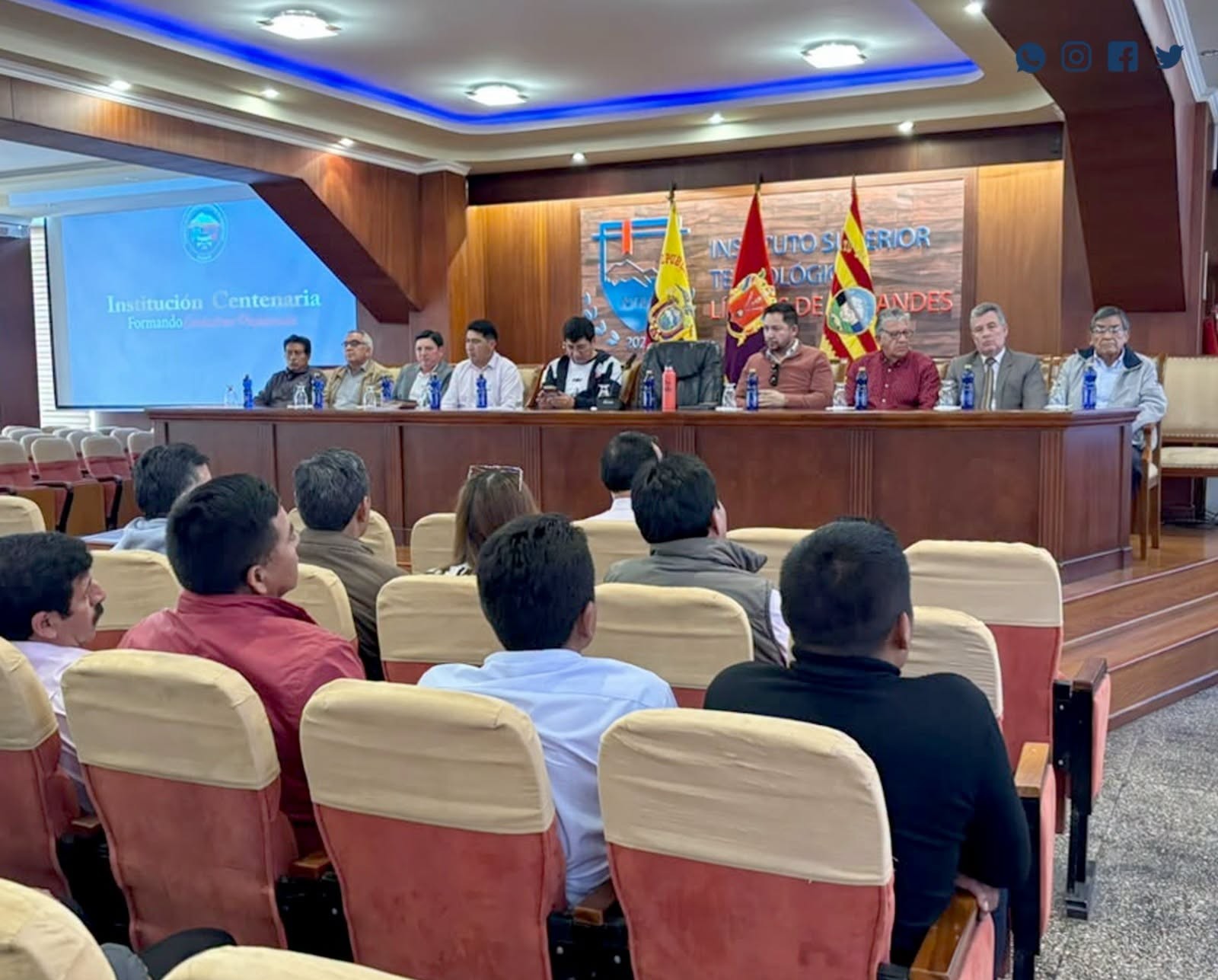 Riobamba analiza moratoria al transporte urbano y posible actualización de tarifas